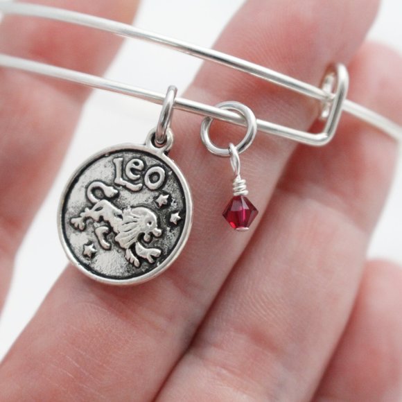 July Leo Adjustable Charm Bangle - Handmade Zodiac Bracelet - Picture 5 of 11